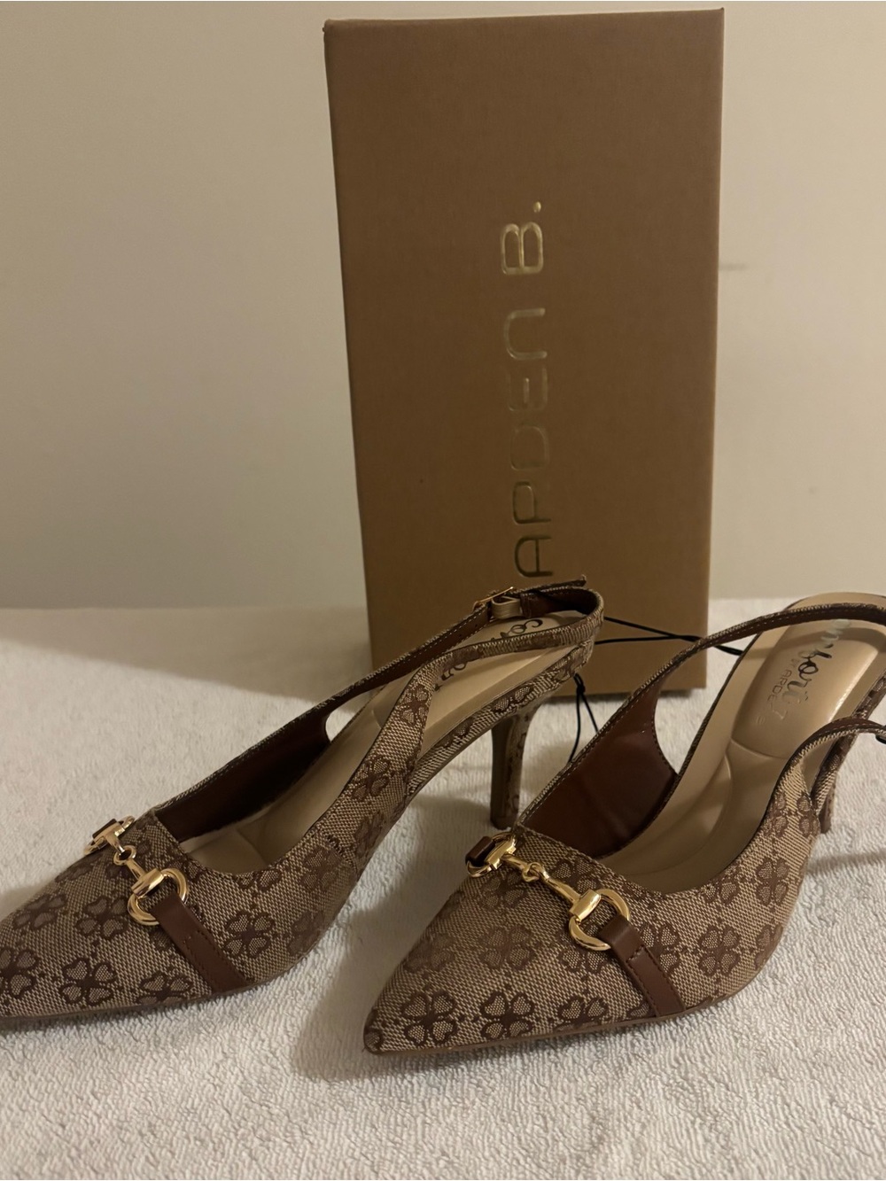 ArdenB sling back Pointed toe heels - Picture 2 of 6